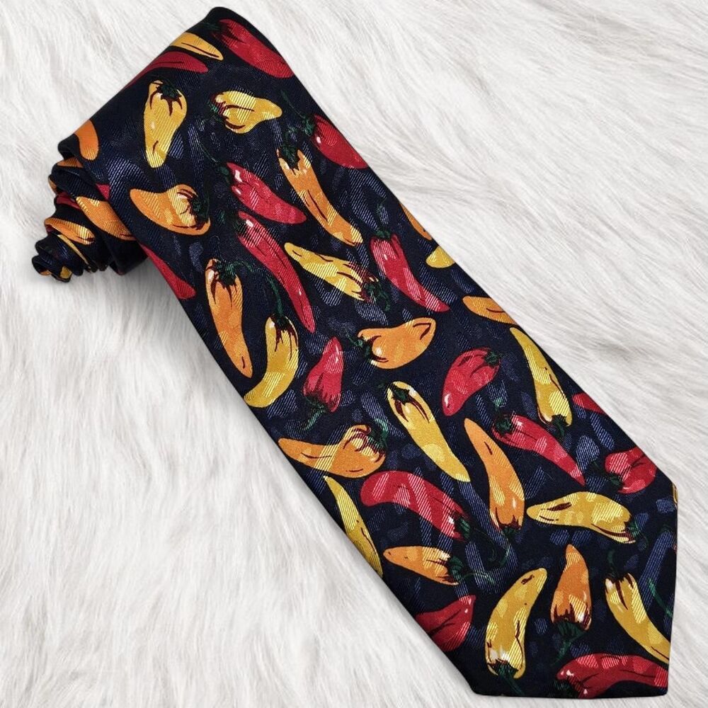 Beverly Hills Polo Club Black Chili Pepper Novelty Tie Like New